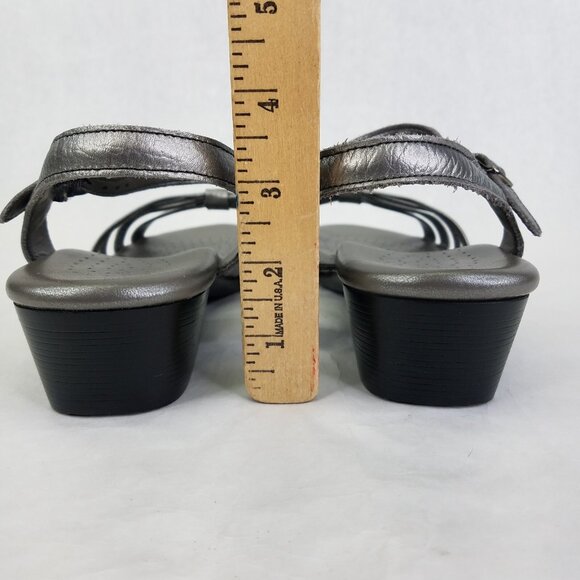 SAS Sandal Women's 9.5 Slingback Strappy Block Heel Silver Patent Leather USA - Picture 16 of 16